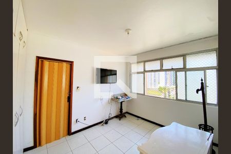 Quarto de apartamento para alugar com 1 quarto, 54m² em Amaralina, Salvador