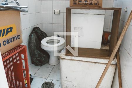 Casa à venda com 112m², 3 quartos e 2 vagas Casa à venda com 112m², 3 quartos e 2 vagasBanheiro de serviço