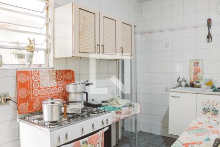 Casa à venda com 112m², 3 quartos e 2 vagas Casa à venda com 112m², 3 quartos e 2 vagasCozinha