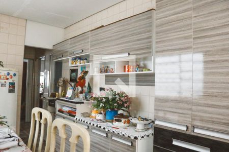 Casa à venda com 112m², 3 quartos e 2 vagas Casa à venda com 112m², 3 quartos e 2 vagasCozinha