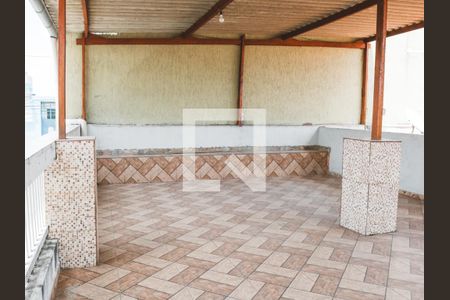 Casa à venda com 112m², 3 quartos e 2 vagas Casa à venda com 112m², 3 quartos e 2 vagasTerraço