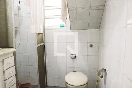 Casa à venda com 112m², 3 quartos e 2 vagas Casa à venda com 112m², 3 quartos e 2 vagasBanheiro