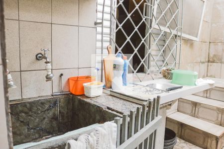 Casa à venda com 112m², 3 quartos e 2 vagas Casa à venda com 112m², 3 quartos e 2 vagasÁrea de Serviço