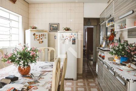 Casa à venda com 112m², 3 quartos e 2 vagas Casa à venda com 112m², 3 quartos e 2 vagasCozinha