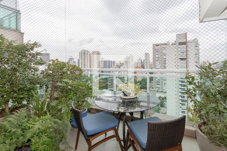 Apartamento à venda com 210m², 3 quartos e 3 vagas Apartamento à venda com 210m², 3 quartos e 3 vagasVaranda da Sala
