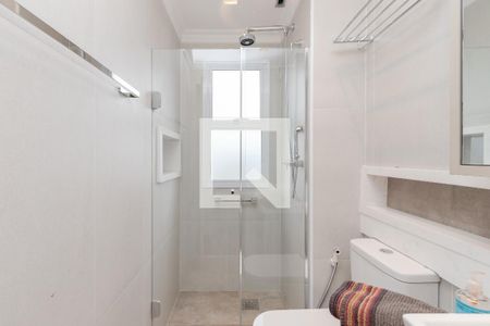Apartamento à venda com 210m², 3 quartos e 3 vagas Apartamento à venda com 210m², 3 quartos e 3 vagasBanheiro 2 da Suíte 1