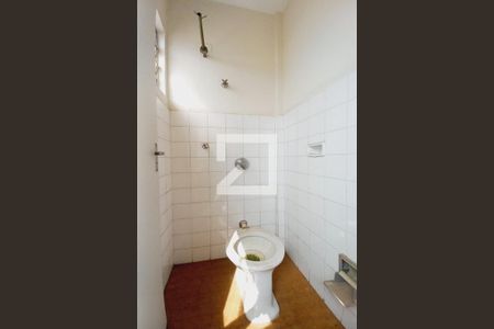 Apartamento à venda com 68m², 2 quartos e 1 vaga Apartamento à venda com 68m², 2 quartos e 1 vagaBanheiro de Serviço