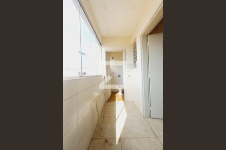 Apartamento à venda com 68m², 2 quartos e 1 vaga Apartamento à venda com 68m², 2 quartos e 1 vagaBanheiro de Serviço