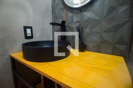 Apartamento à venda com 62m², 2 quartos e 1 vaga Apartamento à venda com 62m², 2 quartos e 1 vagaBanheiro da Suíte