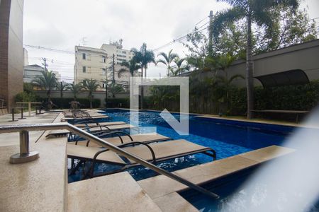 Apartamento à venda com 62m², 2 quartos e 1 vaga Apartamento à venda com 62m², 2 quartos e 1 vagaÁrea comum - Piscina