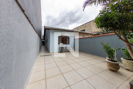 Casa à venda com 250m², 3 quartos e 3 vagasQuintal