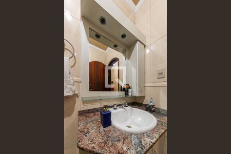 Casa à venda com 250m², 3 quartos e 3 vagasBanheiro