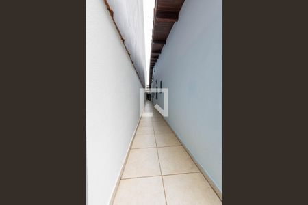 Casa à venda com 250m², 3 quartos e 3 vagasCorredor