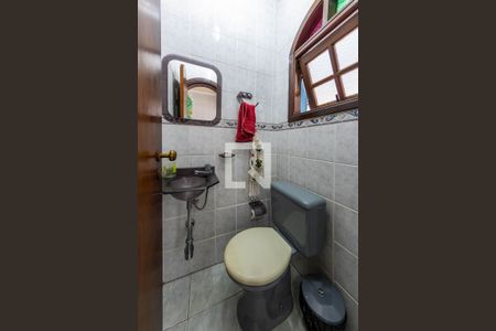 Casa à venda com 250m², 3 quartos e 3 vagasBanheiro