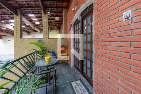 Casa à venda com 250m², 3 quartos e 3 vagasGaragem