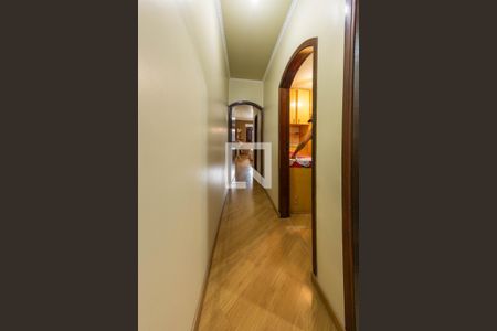 Corredor de casa à venda com 3 quartos, 250m² em Vila Bela, São Paulo