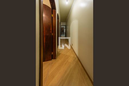 Corredor de casa à venda com 3 quartos, 250m² em Vila Bela, São Paulo