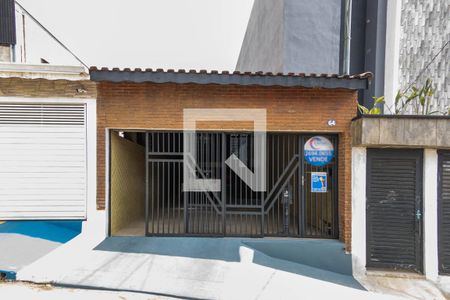 Casa à venda com 250m², 3 quartos e 3 vagasFachada