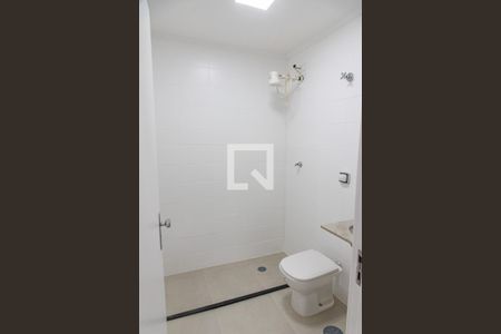 Apartamento à venda com 72m², 1 quarto e sem vagaBanheiro da suíte