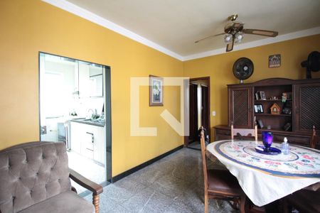 Sala de apartamento à venda com 3 quartos, 115m² em Vila Cloris, Belo Horizonte