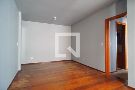 Sala de apartamento à venda com 3 quartos, 100m² em Petrópolis, Porto Alegre