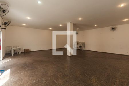 Apartamento à venda com 50m², 3 quartos e sem vagaÁrea comum - Salão de festas