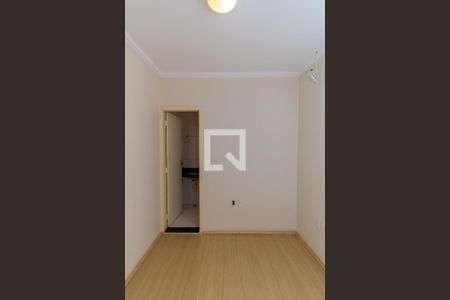 Casa à venda com 150m², 3 quartos e 4 vagasSuíte 2