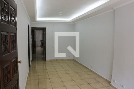 Sala de casa para alugar com 4 quartos, 215m² em Jardim dos Cataldis, São Paulo