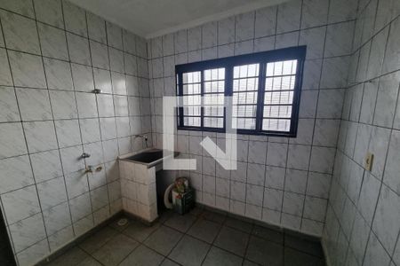 Casa para alugar com 80m², 2 quartos e sem vagaLavanderia