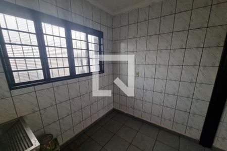 Casa para alugar com 80m², 2 quartos e sem vagaLavanderia