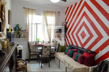 Sala  de apartamento à venda com 3 quartos, 66m² em Tanque, Rio de Janeiro