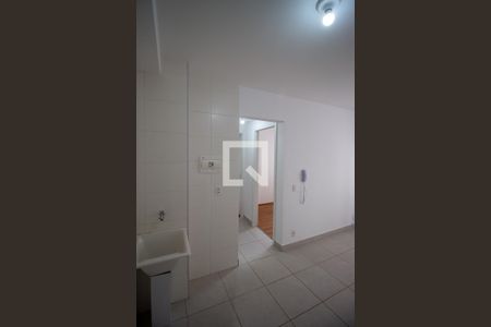 Apartamento para alugar com 32m², 2 quartos e sem vaga Apartamento para alugar com 32m², 2 quartos e sem vagaÁrea de Serviço