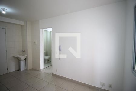 Sala de apartamento para alugar com 2 quartos, 32m² em Vila Nova Curuçá, São Paulo