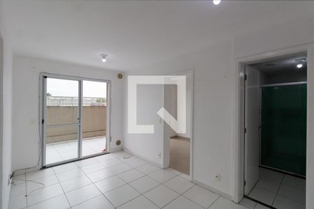 Sala e Cozinha Integrada de apartamento à venda com 2 quartos, 64m² em Jardim Santa Terezinha (zona Leste), São Paulo