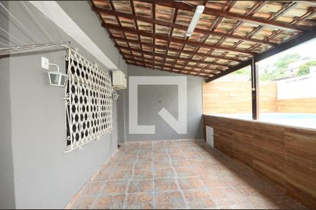Casa para alugar com 450m², 4 quartos e 1 vagaTerraço com churrasqueira
