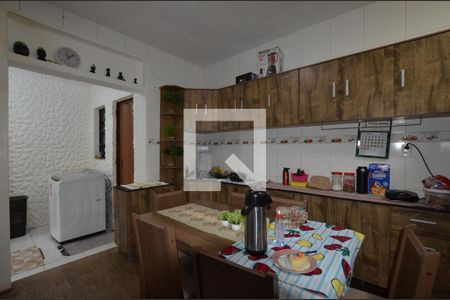 Casa para alugar com 450m², 4 quartos e 1 vagaCozinha