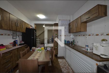 Casa para alugar com 450m², 4 quartos e 1 vagaCozinha