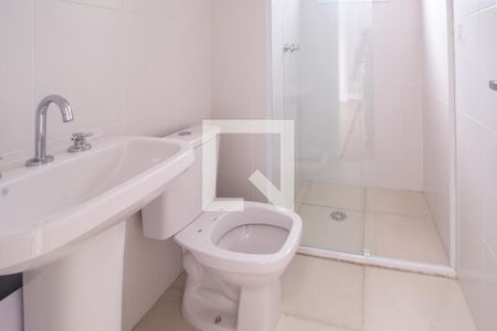 Banheiro de apartamento para alugar com 2 quartos, 59m² em Penha de França, São Paulo