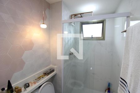 Apartamento à venda com 108m², 3 quartos e 2 vagasSuite 1 - Banheiro