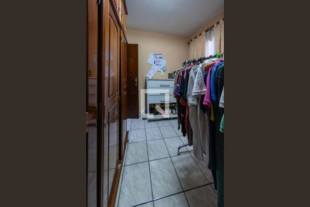 Casa para alugar com 532m², 2 quartos e 4 vagas Casa para alugar com 532m², 2 quartos e 4 vagasCloset