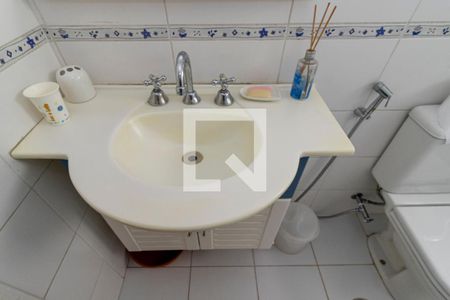 Apartamento para alugar com 110m², 3 quartos e 1 vaga Apartamento para alugar com 110m², 3 quartos e 1 vagaBanheiro Social