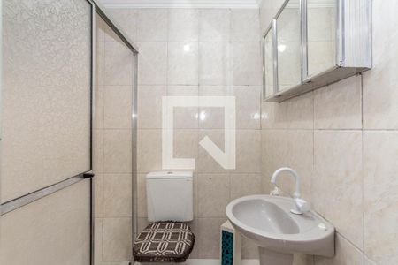 Banheiro de kitnet/studio para alugar com 1 quarto, 30m² em Parque Flamengo, Guarulhos