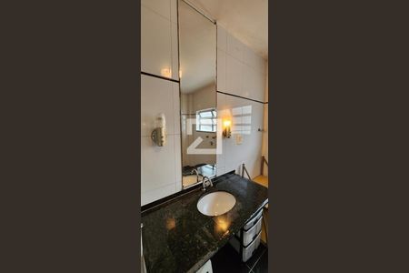 Apartamento para alugar com 190m², 4 quartos e 1 vaga Apartamento para alugar com 190m², 4 quartos e 1 vagaBanheiro Social