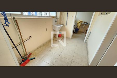 Apartamento para alugar com 190m², 4 quartos e 1 vaga Apartamento para alugar com 190m², 4 quartos e 1 vagaÁrea de Serviço