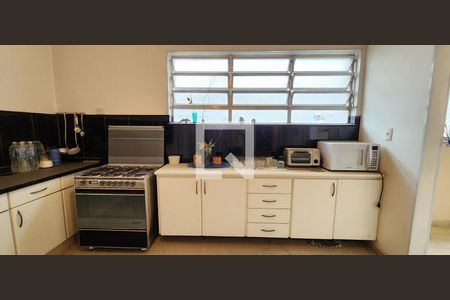 Apartamento para alugar com 190m², 4 quartos e 1 vaga Apartamento para alugar com 190m², 4 quartos e 1 vagaCozinha