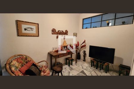 Apartamento para alugar com 190m², 4 quartos e 1 vaga Apartamento para alugar com 190m², 4 quartos e 1 vagaSala de TV