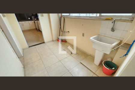 Apartamento para alugar com 190m², 4 quartos e 1 vaga Apartamento para alugar com 190m², 4 quartos e 1 vagaÁrea de Serviço