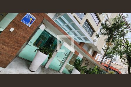 Apartamento para alugar com 190m², 4 quartos e 1 vaga Apartamento para alugar com 190m², 4 quartos e 1 vagaFachada do bloco