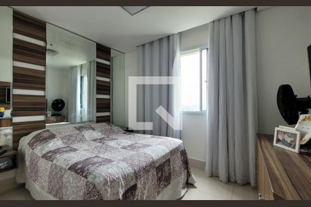 Quarto de apartamento à venda com 3 quartos, 70m² em Vila Curuçá, Santo André