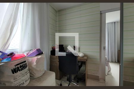 Apartamento à venda com 70m², 3 quartos e 2 vagas Apartamento à venda com 70m², 3 quartos e 2 vagasCloset